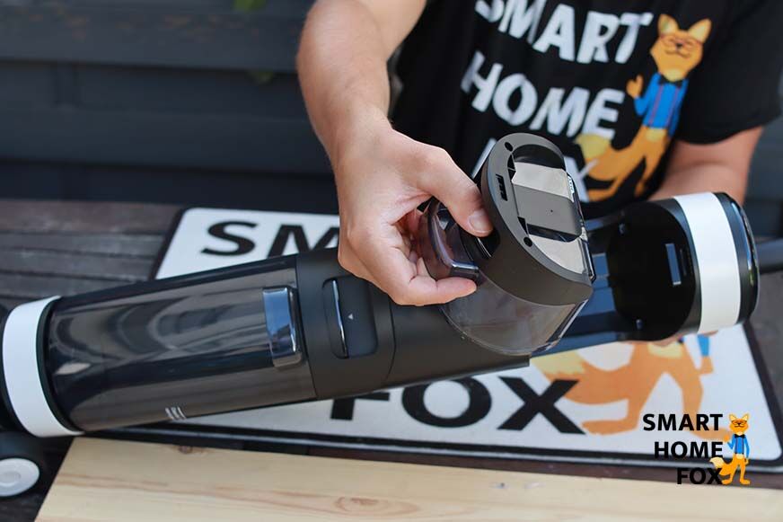 Tineco Floor One S3 Frischwassertank herausnehmen